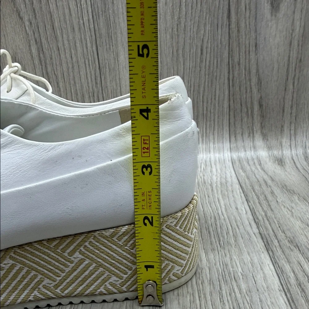 hogl Chic White Lace-Up Platform Shoes